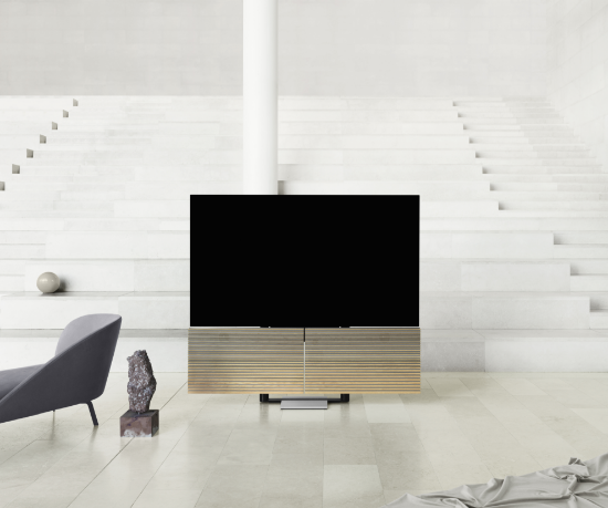 Poza cu Bang&Olufsen Beovision Harmony 77" floorstand + Sound Center Oak