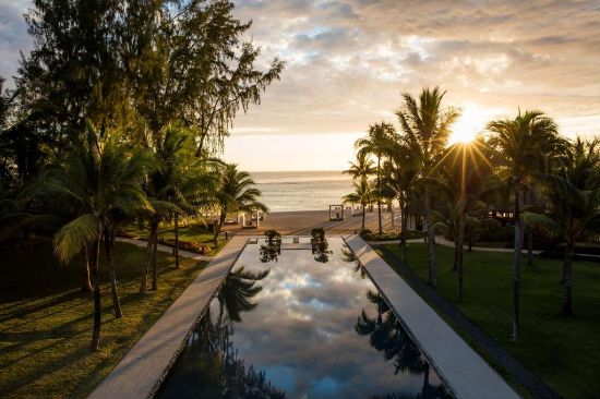 Poza cu Outrigger Mauritius Beach Resort 5*